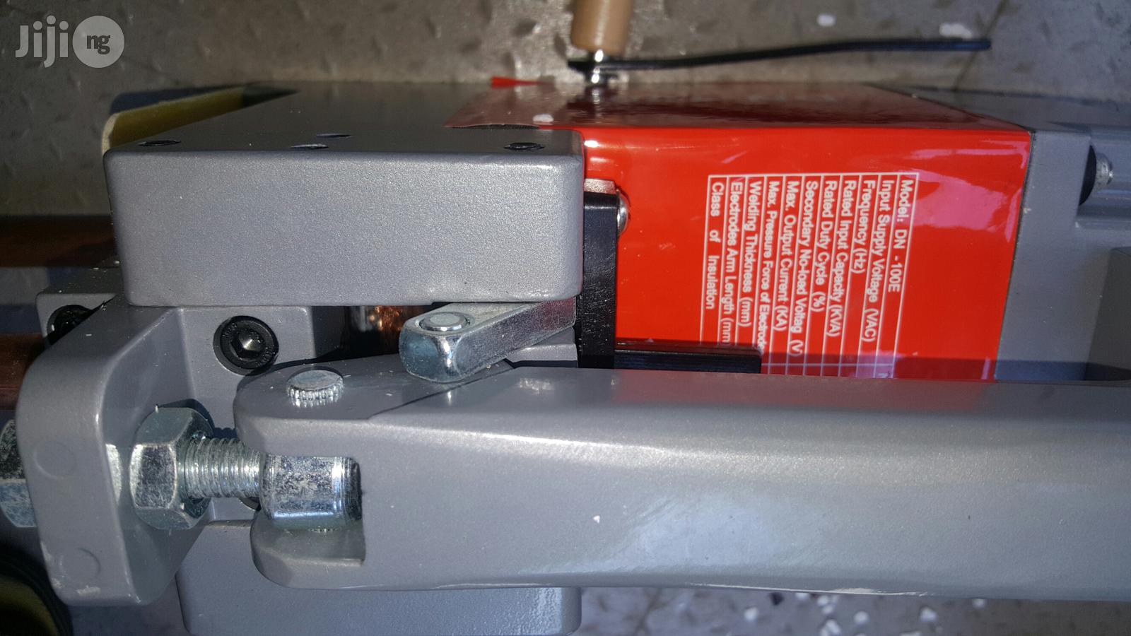 Spot Welding Machine