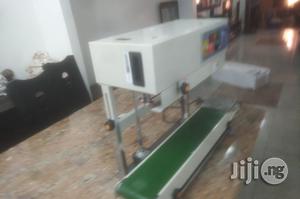 Industrial Sealing Machine