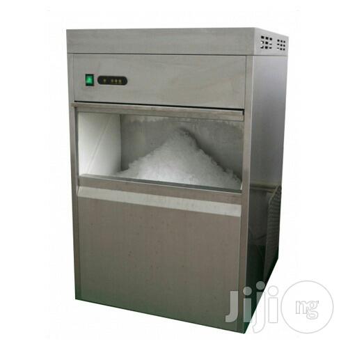 Ice Cube Maker - Flake Automatic Ice Maker