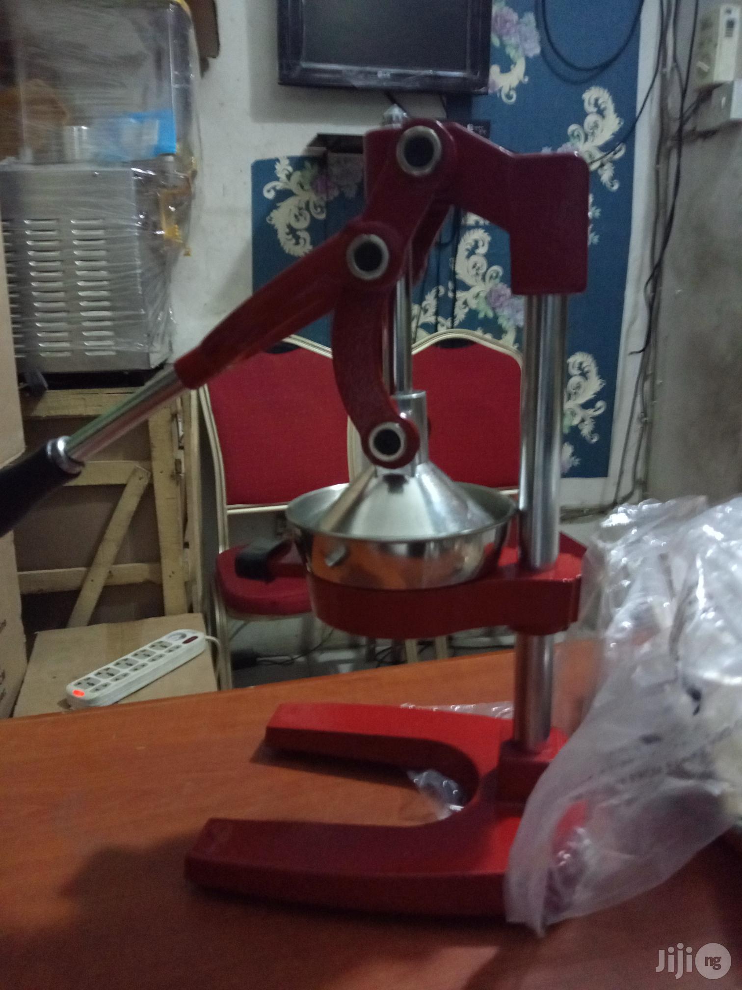 Manual Juice Extractor