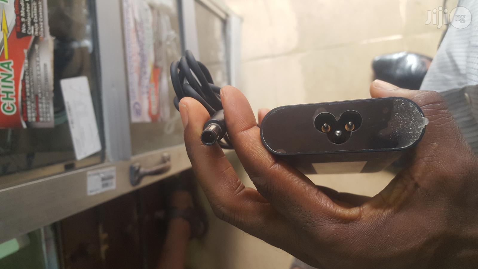 Original Follow Come Dell ( 65w) Charger