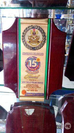 Wood Plaque With Plate Chinochris Sports Ltd