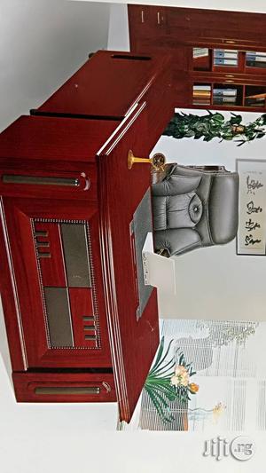 Office Table Executive