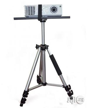Tripod Stand for Projector/Laptop