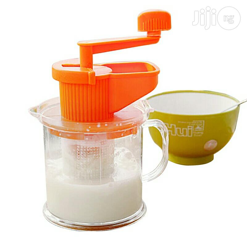 Manual Blender