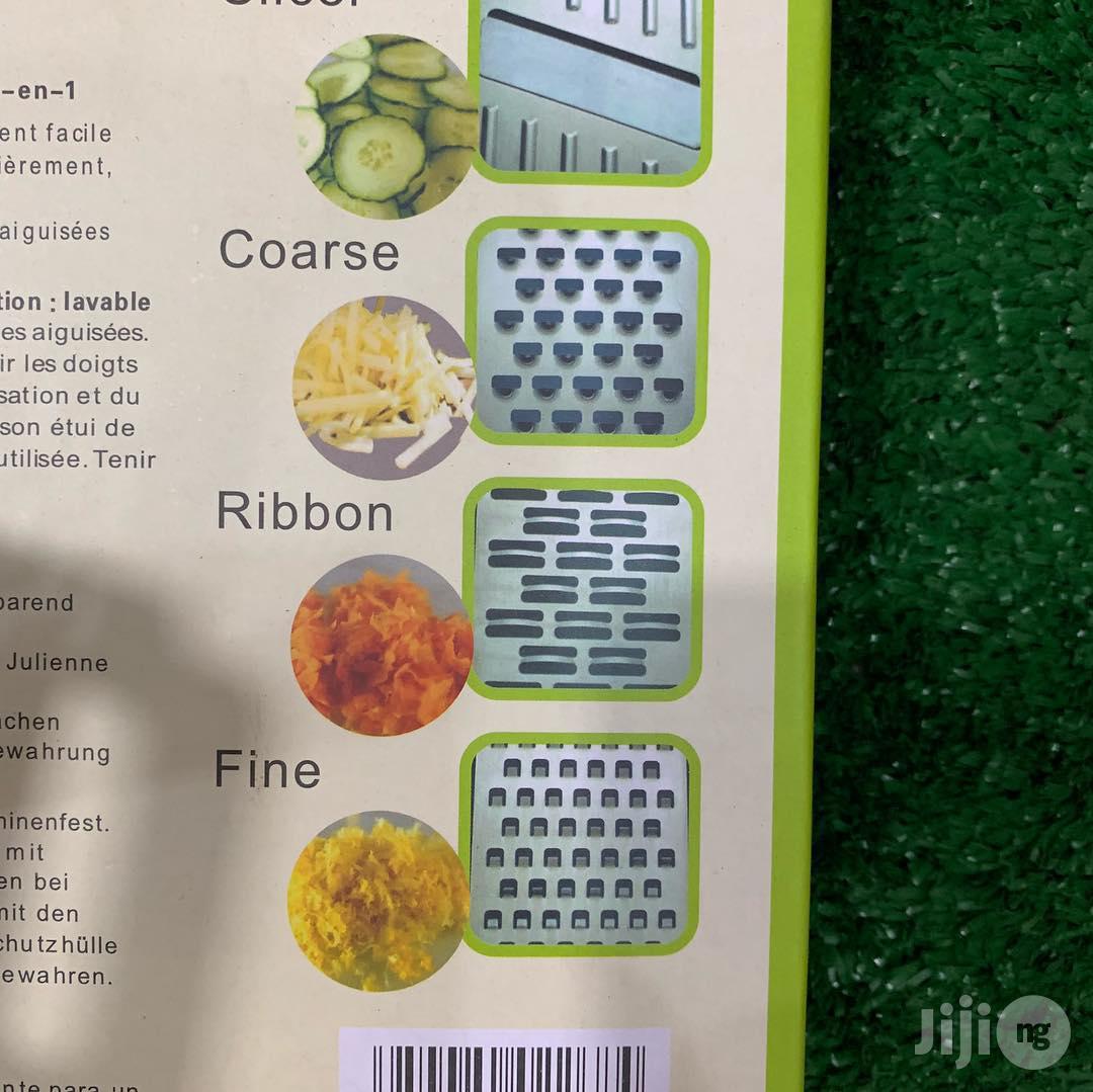 4 in 1 Fold-Flat Box Grater