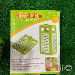 4 in 1 Fold-Flat Box Grater