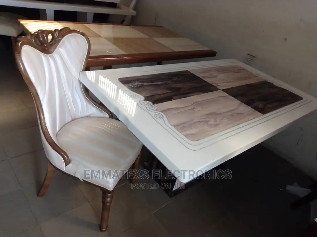 Royal Dinning Table Set