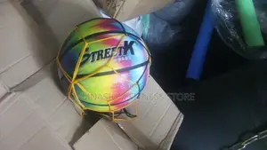 Street K Basketball F570
