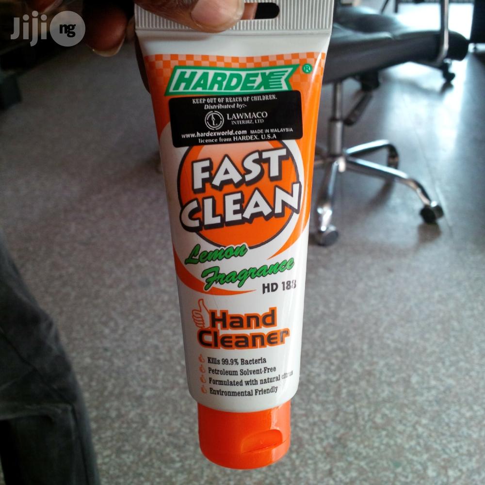 HAND CLEANER