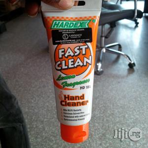 HAND CLEANER