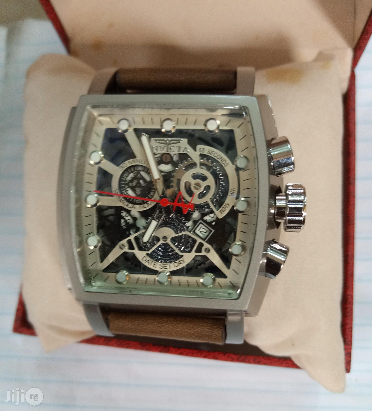 Invicta Men's Brown Leather Wristwatch