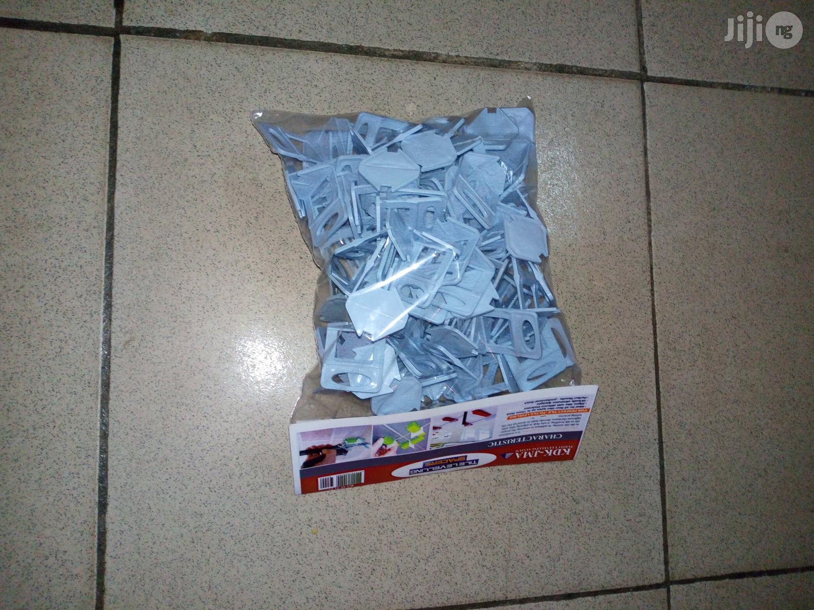 Tile Leveling System Clip