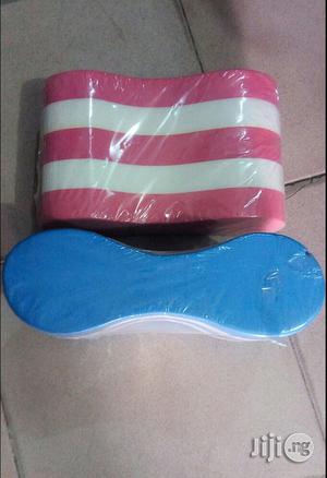 Pull Board Swimming