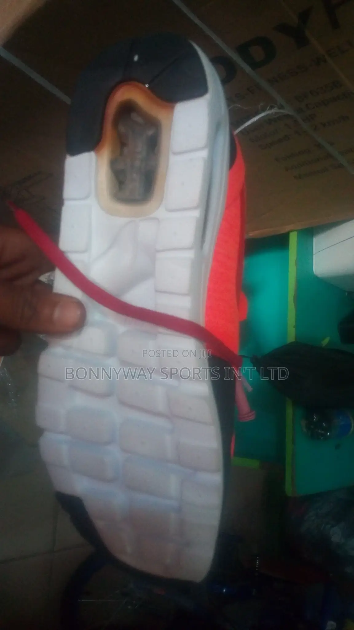 Sports Jugging Canvas