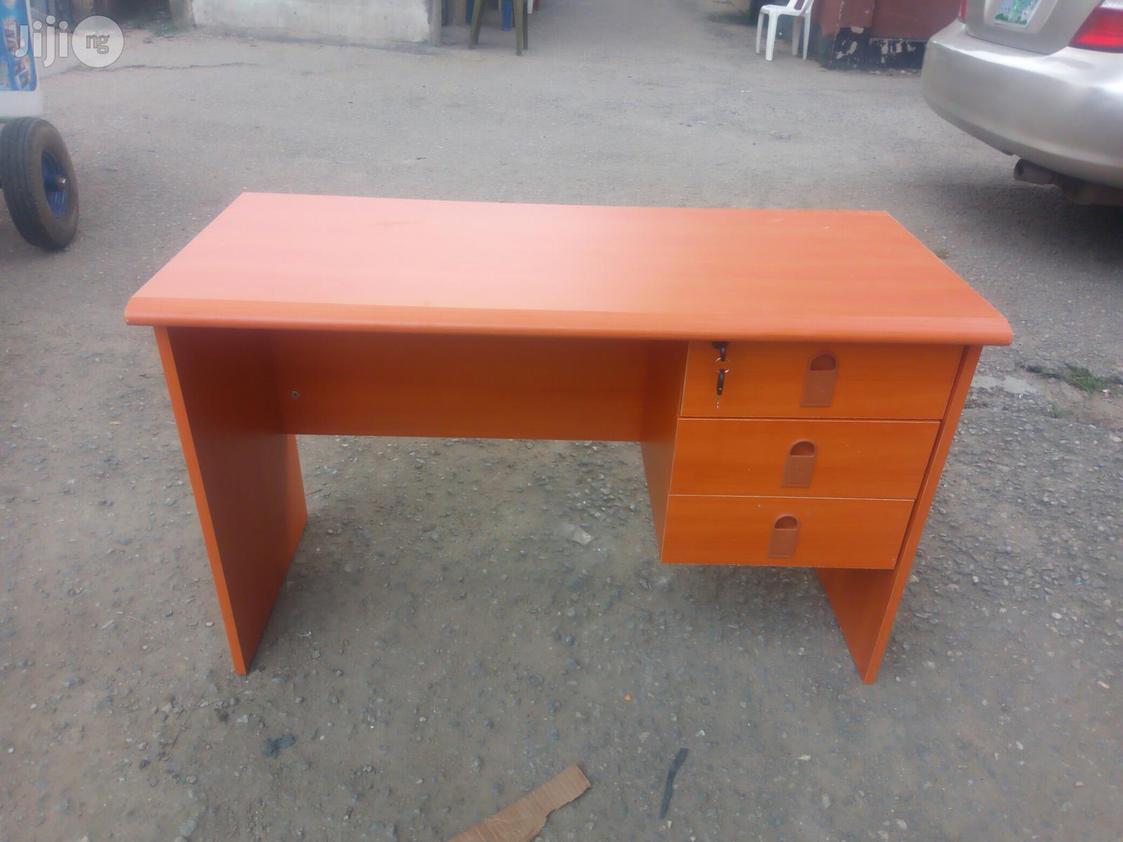 4ft Office Table