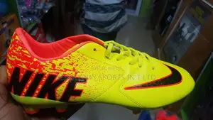 Size 43 Nike Boot