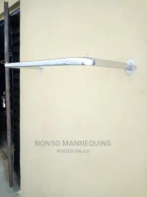 5 Feets U Shape Wall Hanger