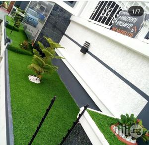 High Quality Artificial Grass for (FREE DELIVERY)