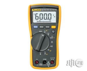 Fluke 115 True-RMS Digital Multimeter