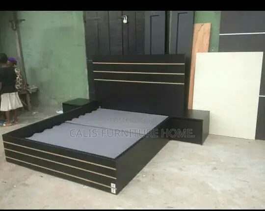 6ft X 6ft Bedframe (Dark Brown)