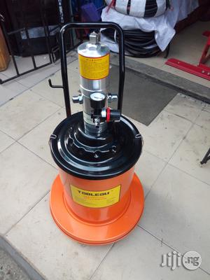 Air Grease Pump 20 Liters