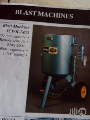 Sand Blasting Pot 200 Liters
