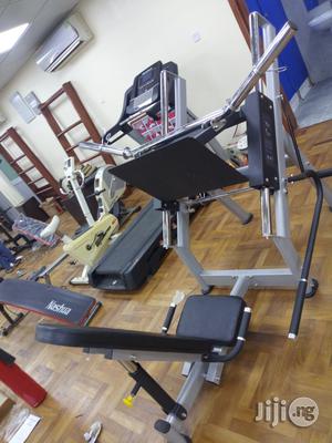 Leg Press Machine