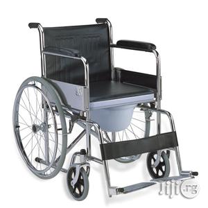 Medical Wheelchair With Commode