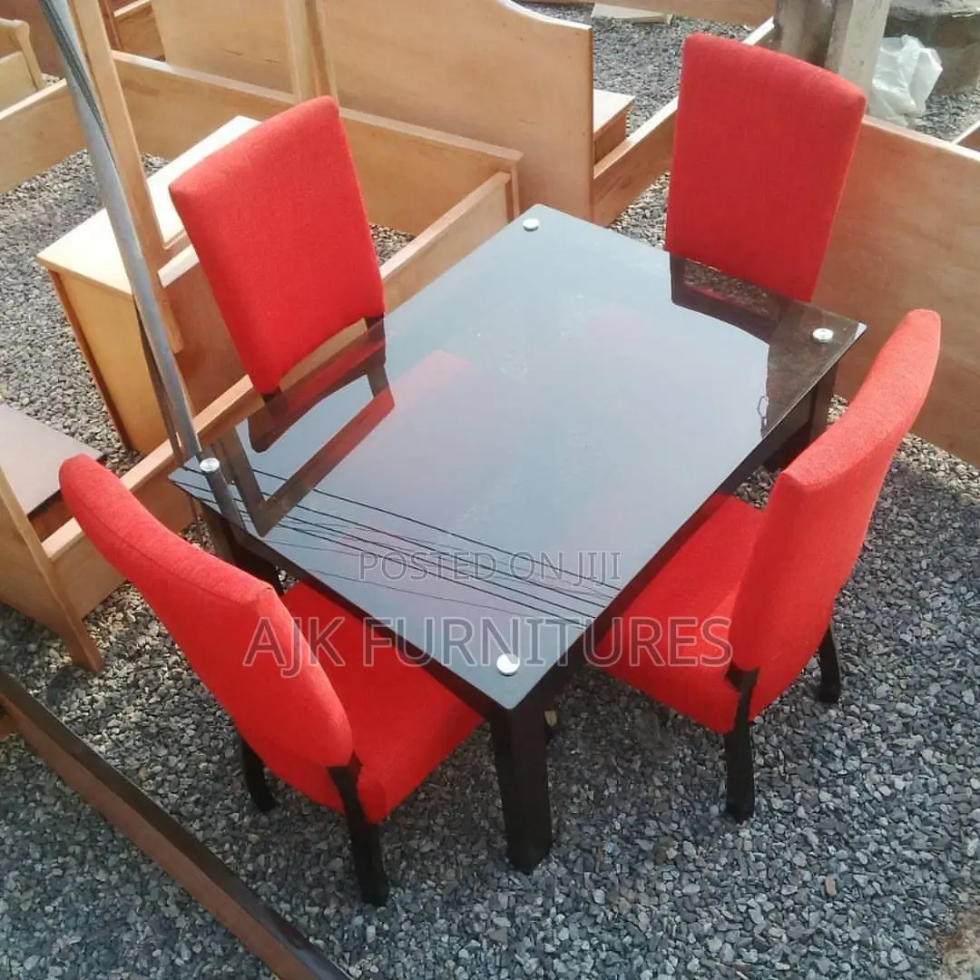 4 Seater Dinning Set