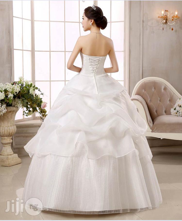 Luxury Autumn and Spring Wedding Dress