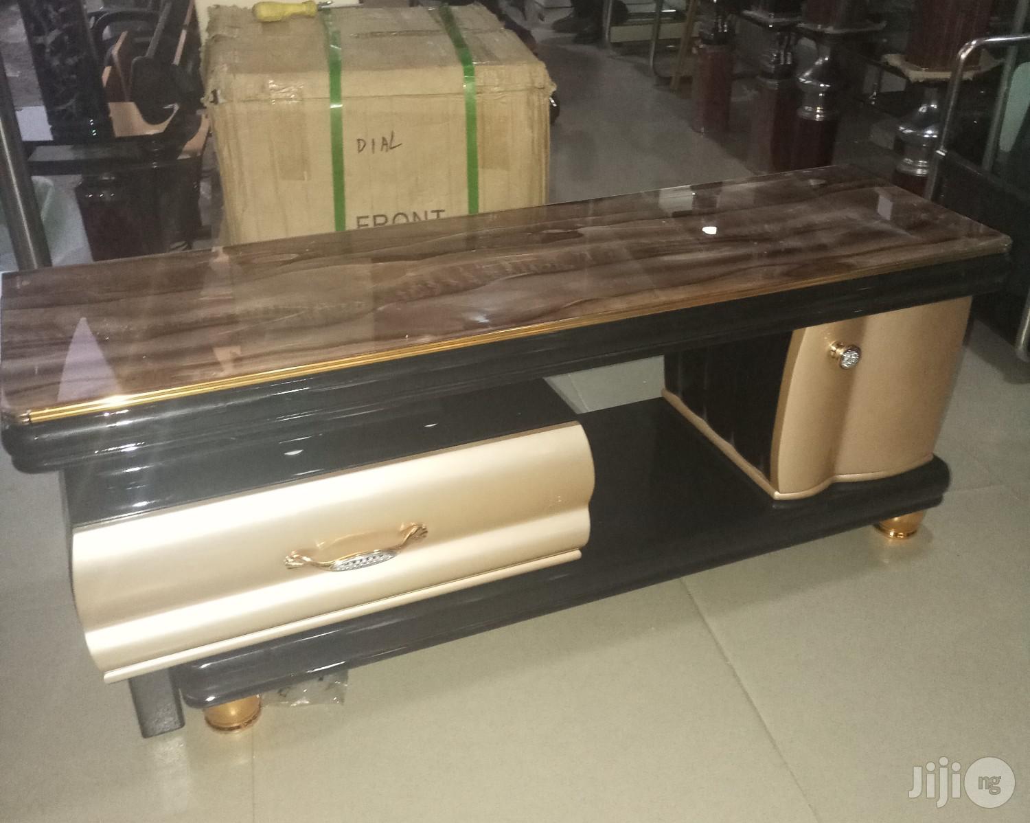 Tv Stand.Adjustable