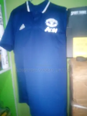 Man U Old Official Jersey