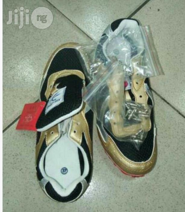 Original Quality Spike Shoes