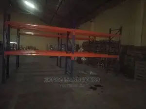 Warehouse Storage Pallet Racking System With Metal Plate