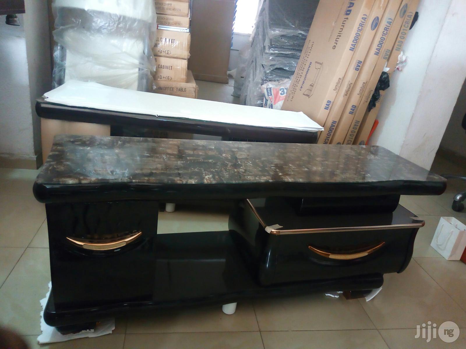 TV Stand / TV Console