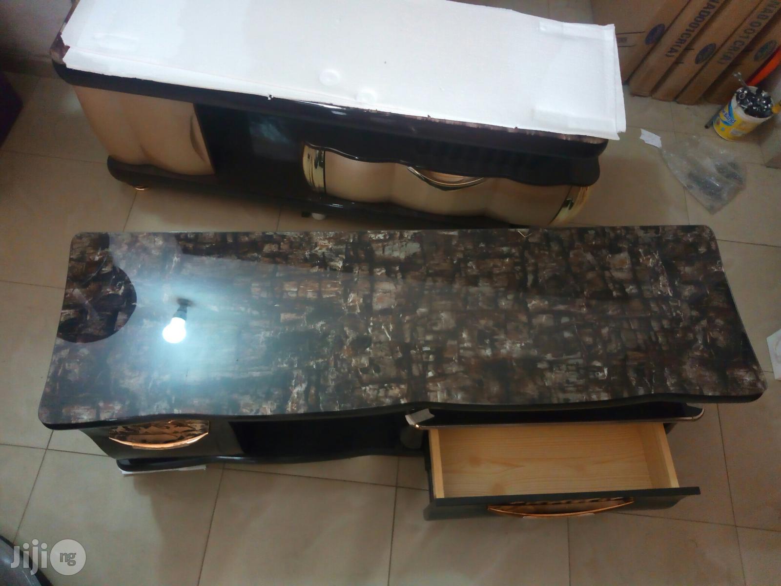 TV Stand / TV Console