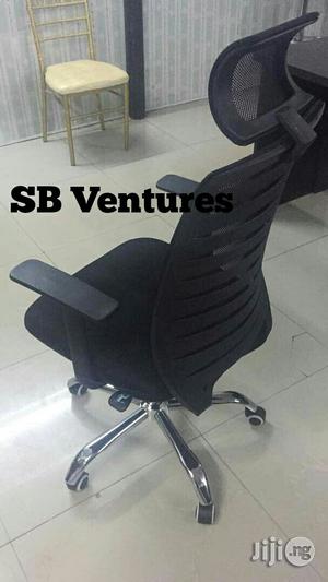 Quality Executive Mesh Swivel Ergonomic Office Chair.