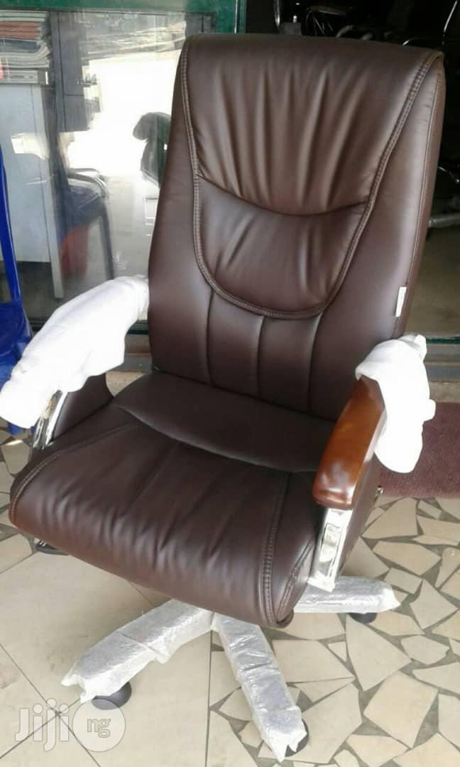 Quality Executive Office Chair and Table