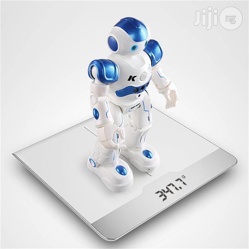 Programming Remote Control Robotica Toy for Children