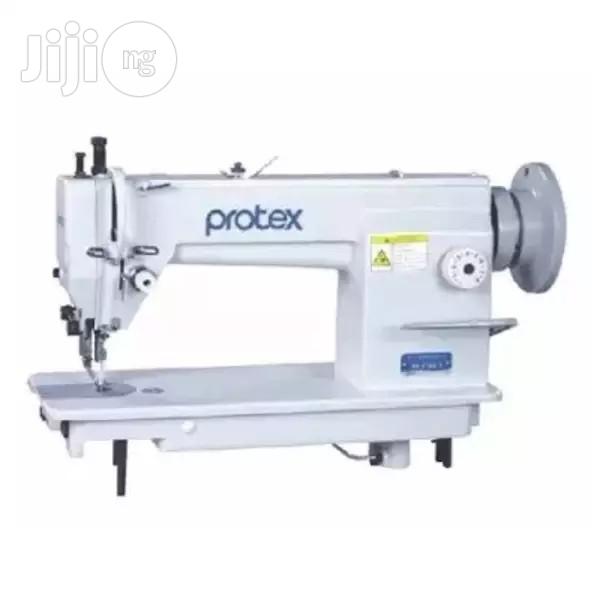 Lock Stitch Sewing Machine