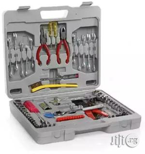 126pc Tools & Socket Set