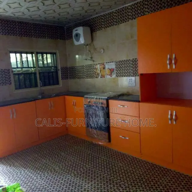 Kitchen Cabinet L-shape