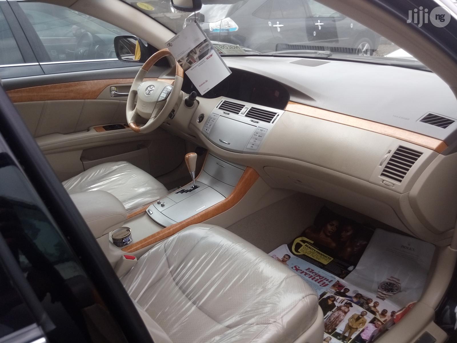 Toyota Avalon 2007 Black