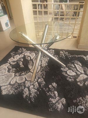 Disscusion Table