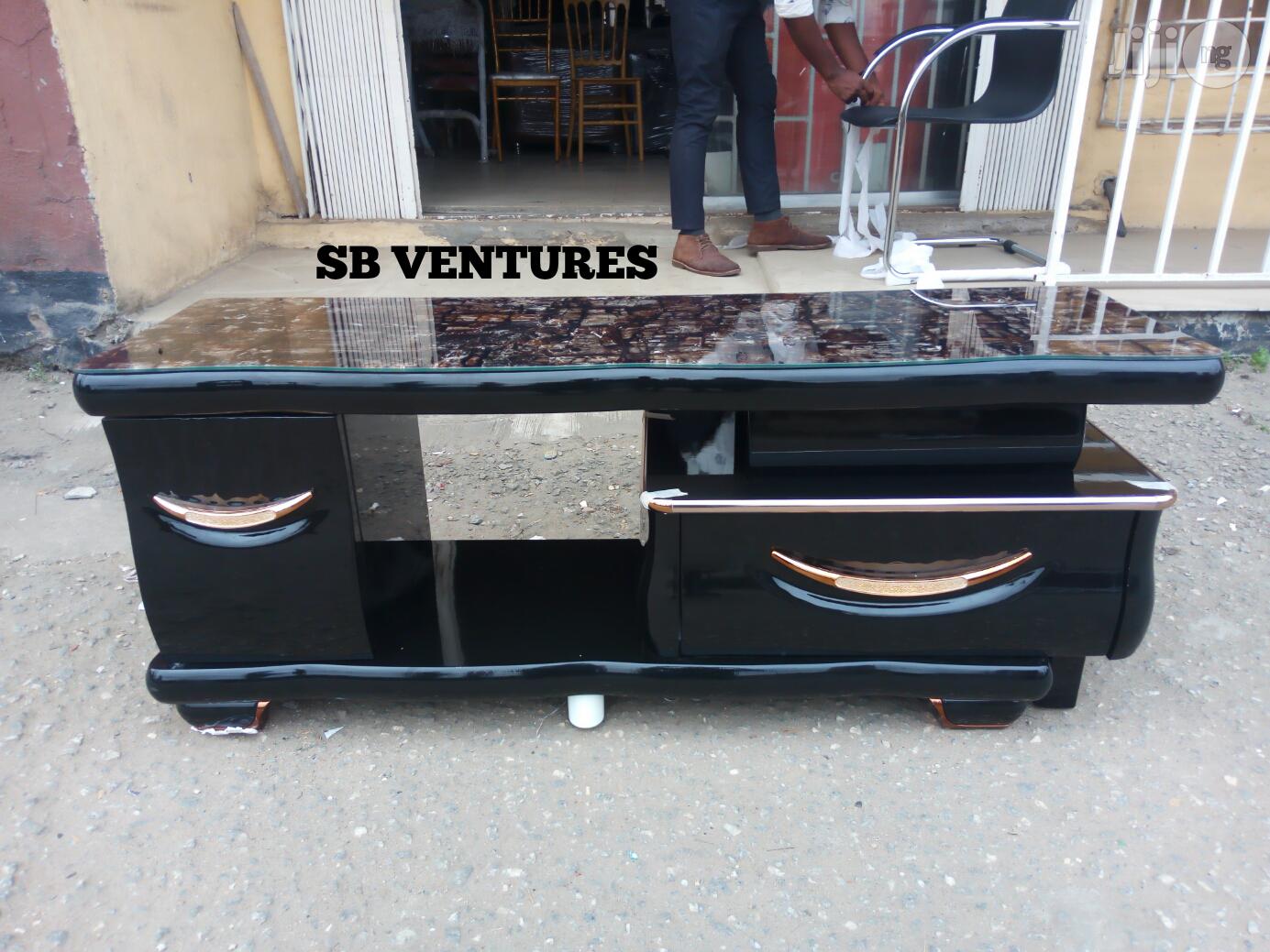 TV Stand / TV Console