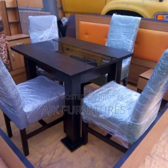 4seater Dinnig Set