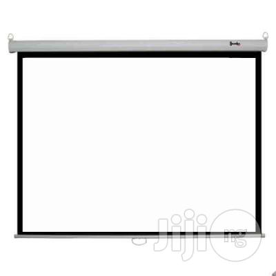 72/72 Electric Projection Screen