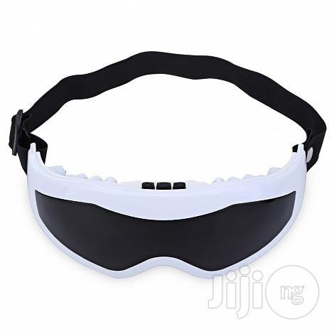 Mobile Eye Wear Massager