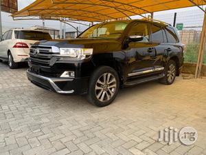 Toyota Land Cruiser 2016 Black